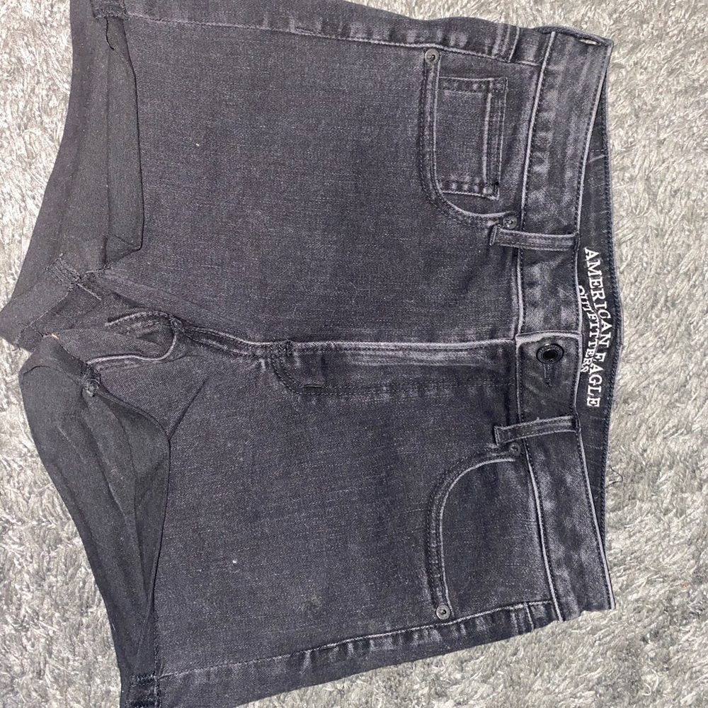 American Eagle Super Super Stretch Shorts Size 8